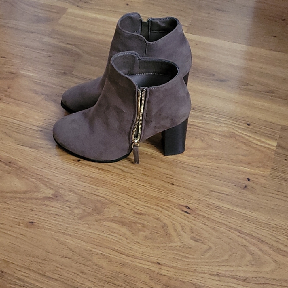 Size 8 brown booties - Picture 3 of 3